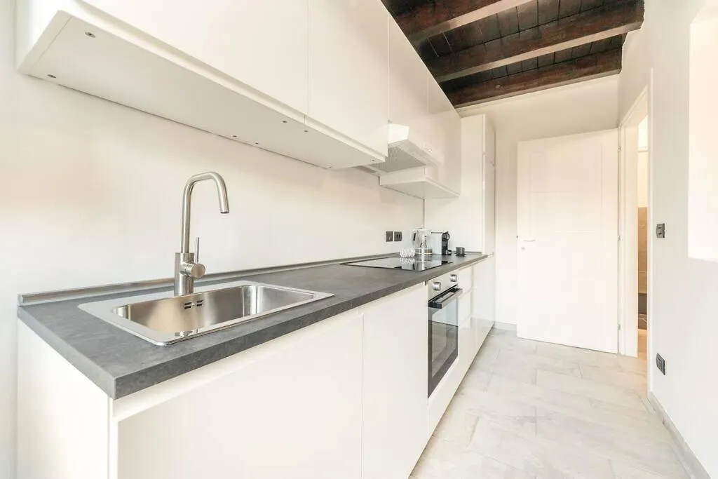 Appartamento Unico A Bologna Con 3 Camere E Parcheggio Gratuito Lägenhet
